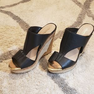 Black sandal wedges